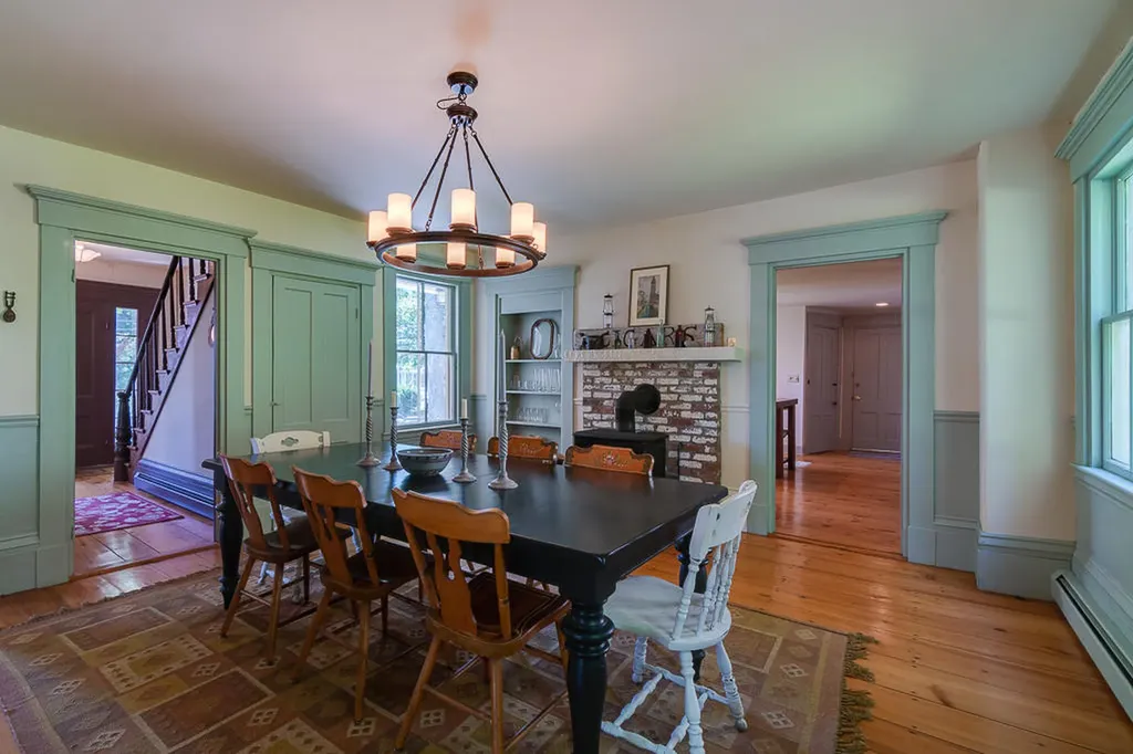 55 River Road Newcastle ME 04553
