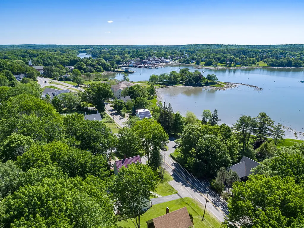 55 River Road Newcastle ME 04553