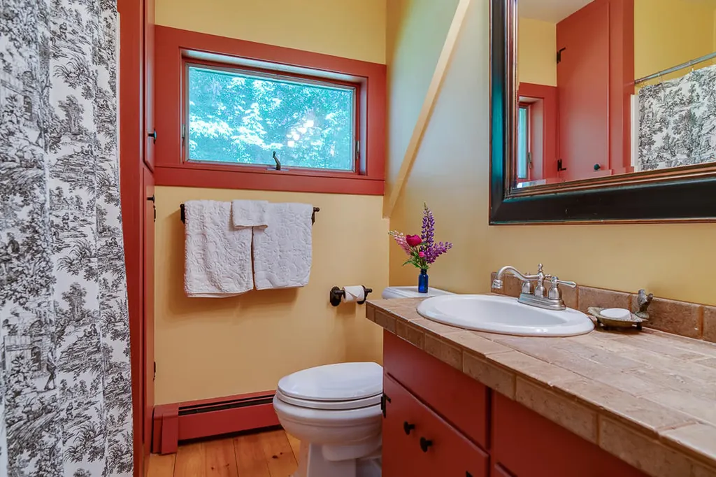 55 River Road Newcastle ME 04553