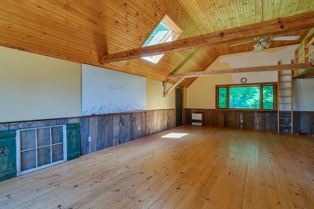 55 River Road Newcastle ME 04553