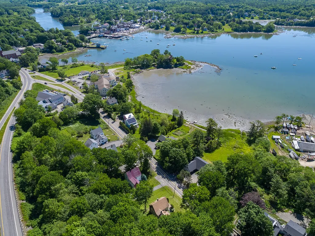 55 River Road Newcastle ME 04553