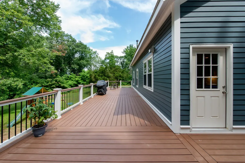 51 Old Dennett Road Kittery ME 03904