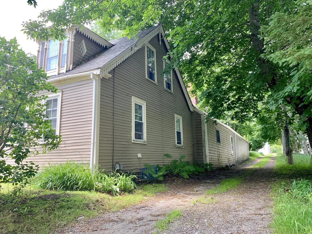 2 Elm Street Eastport ME 04631