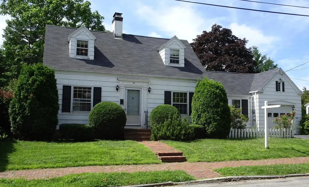 69 Bay View Drive Portland ME 04103