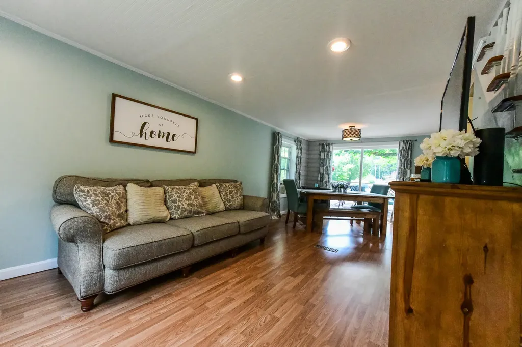 327 West Elm Street Yarmouth ME 04096