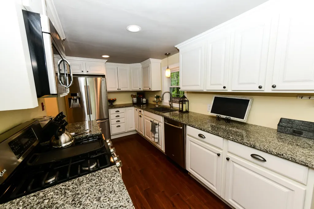 327 West Elm Street Yarmouth ME 04096