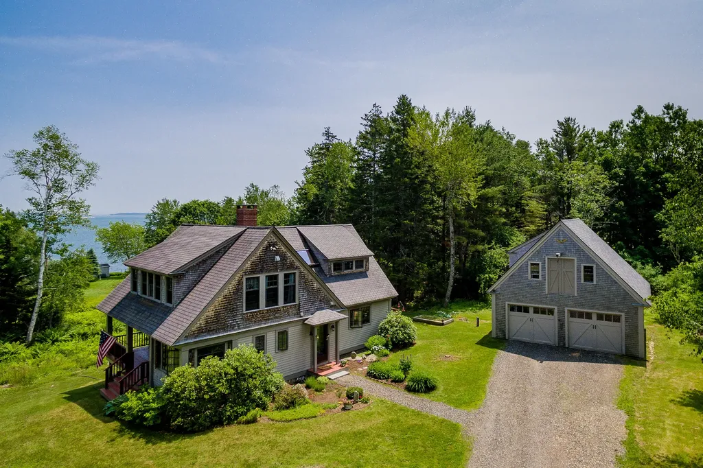 390 Waterman Beach Road South Thomaston ME 04858