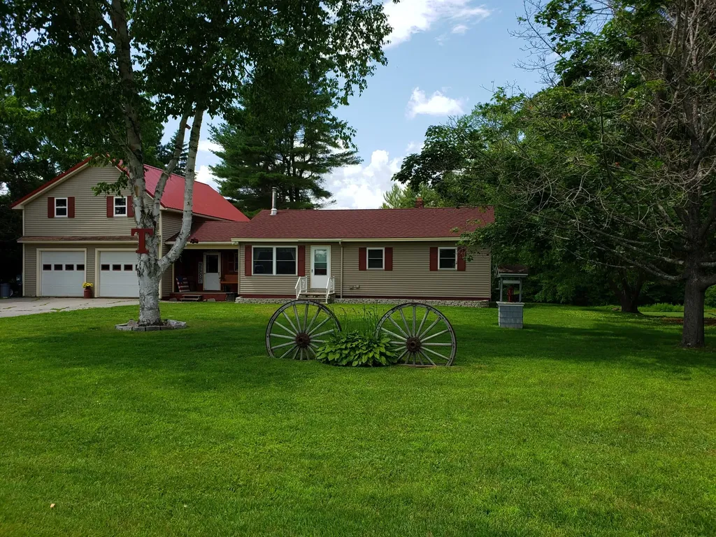 224 Cemetery Street Vassalboro ME 04989