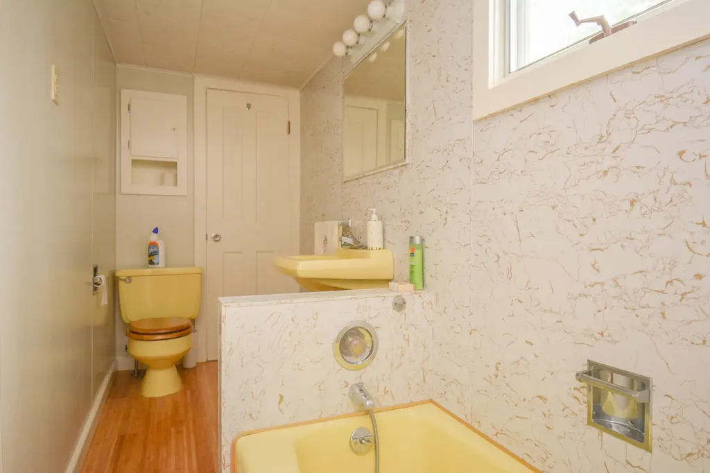1454 Harpswell Neck Road Harpswell ME 04079