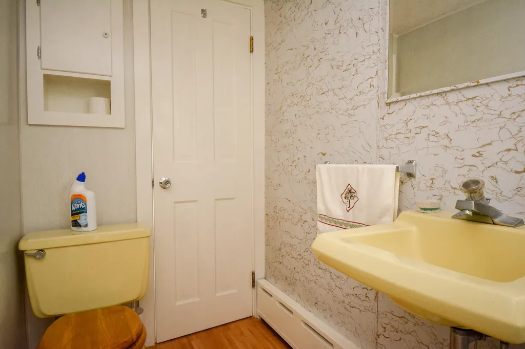 1454 Harpswell Neck Road Harpswell ME 04079