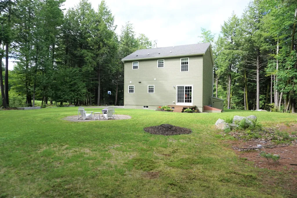 25 Hudon Road Lisbon ME 04250