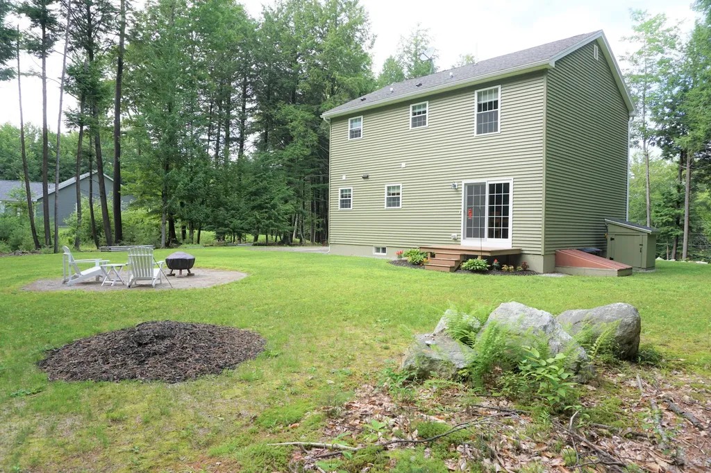 25 Hudon Road Lisbon ME 04250