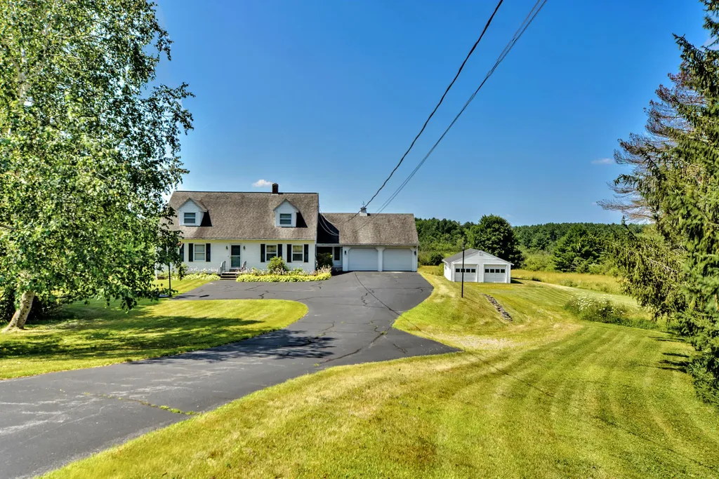 20 Pleasant Hill Road Augusta ME 04330