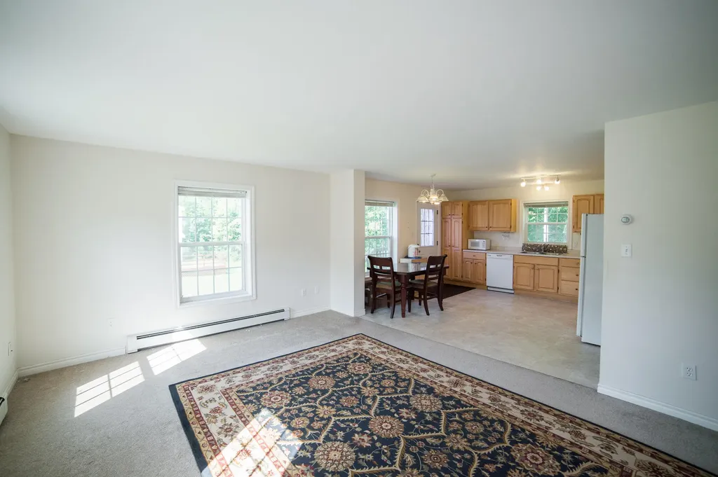 35 Cardinal Way Bangor ME 04401