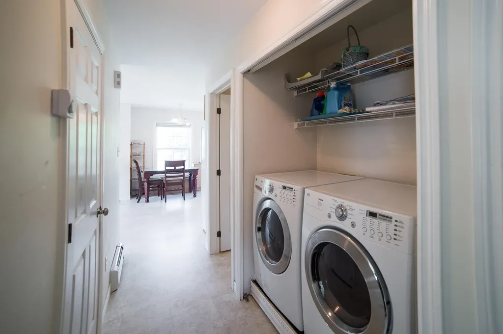 35 Cardinal Way Bangor ME 04401