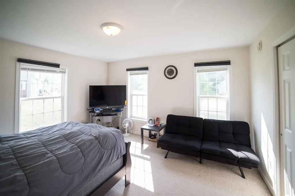 35 Cardinal Way Bangor ME 04401