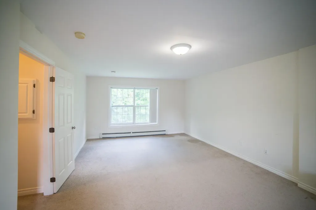 35 Cardinal Way Bangor ME 04401