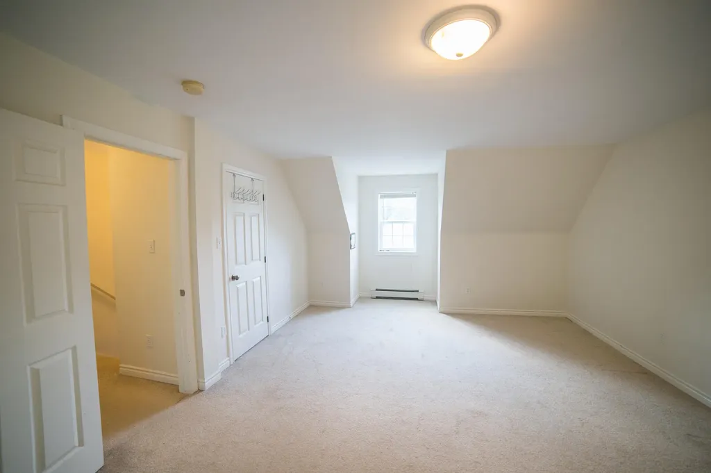 35 Cardinal Way Bangor ME 04401