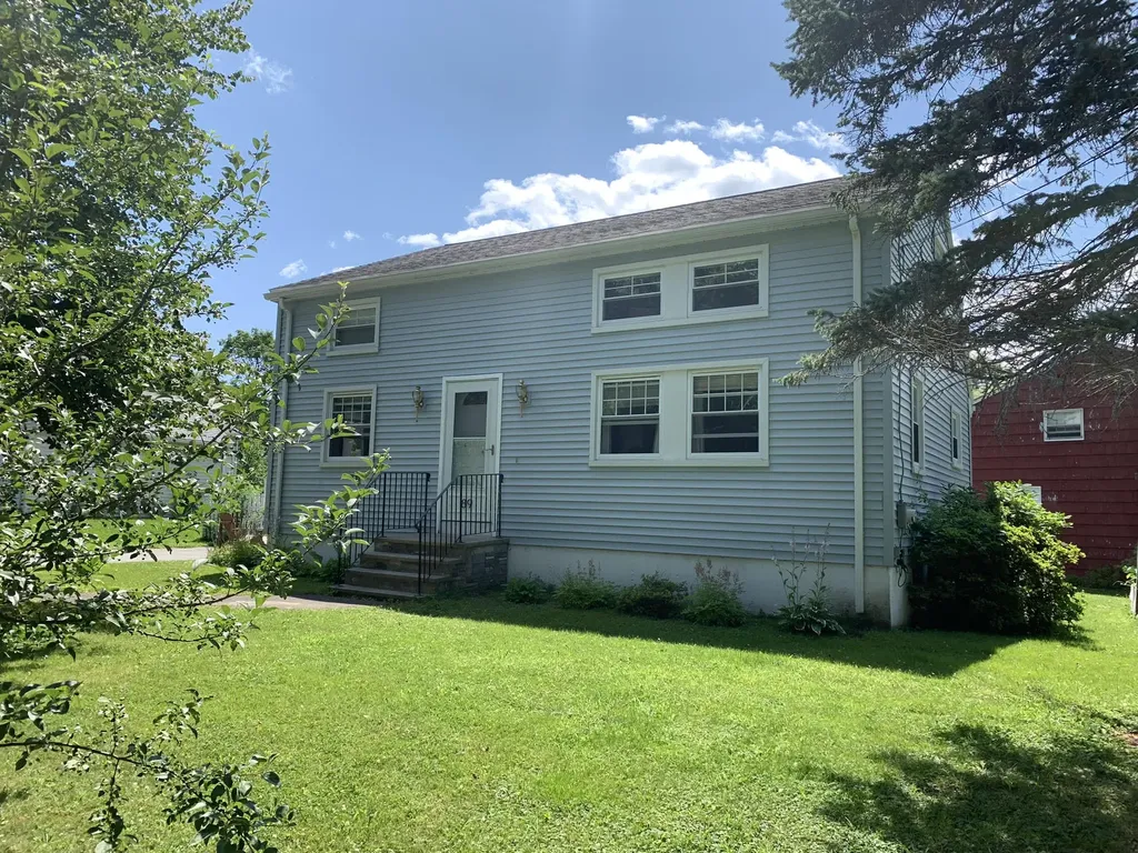 89 Groveside Road Portland ME 04102