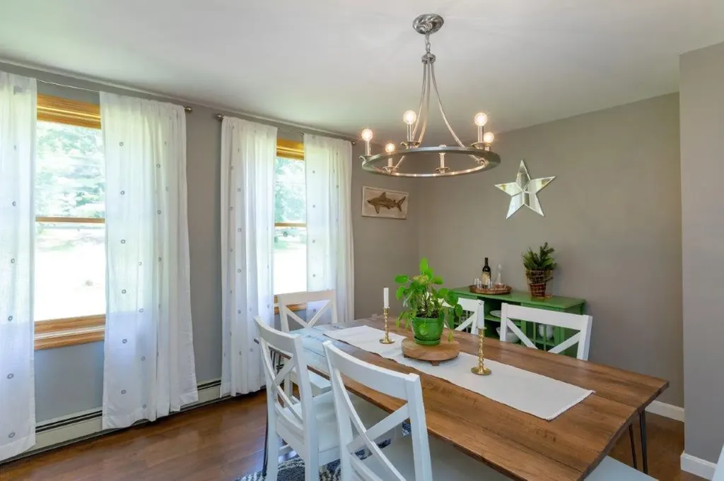 248 W Pownal Road North Yarmouth ME 04097