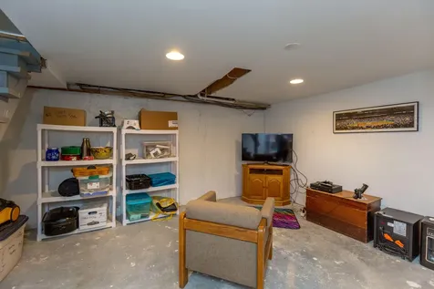 7 Judy Street Lewiston ME 04240