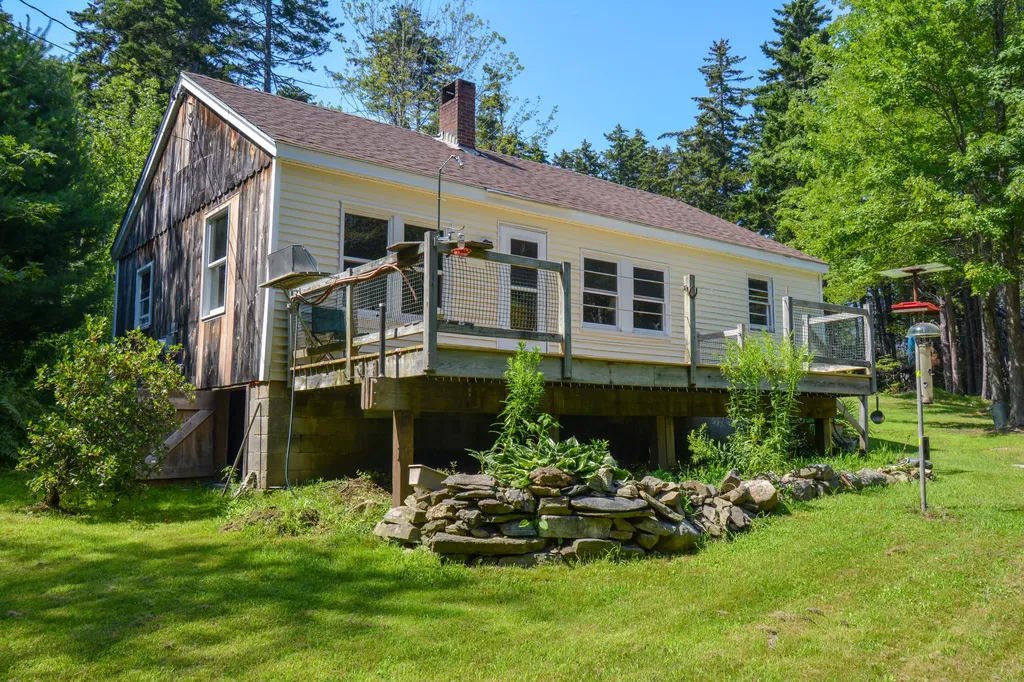 292 Allen Point Road Harpswell ME 04079