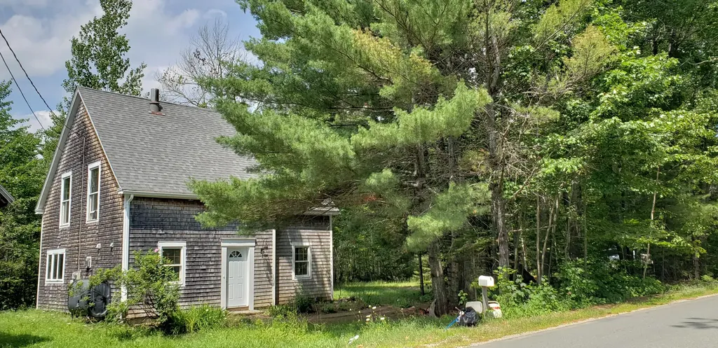 115 Rooks Road Eddington ME 04428