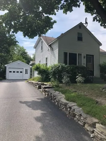 282 Maple Street Bangor ME 04401