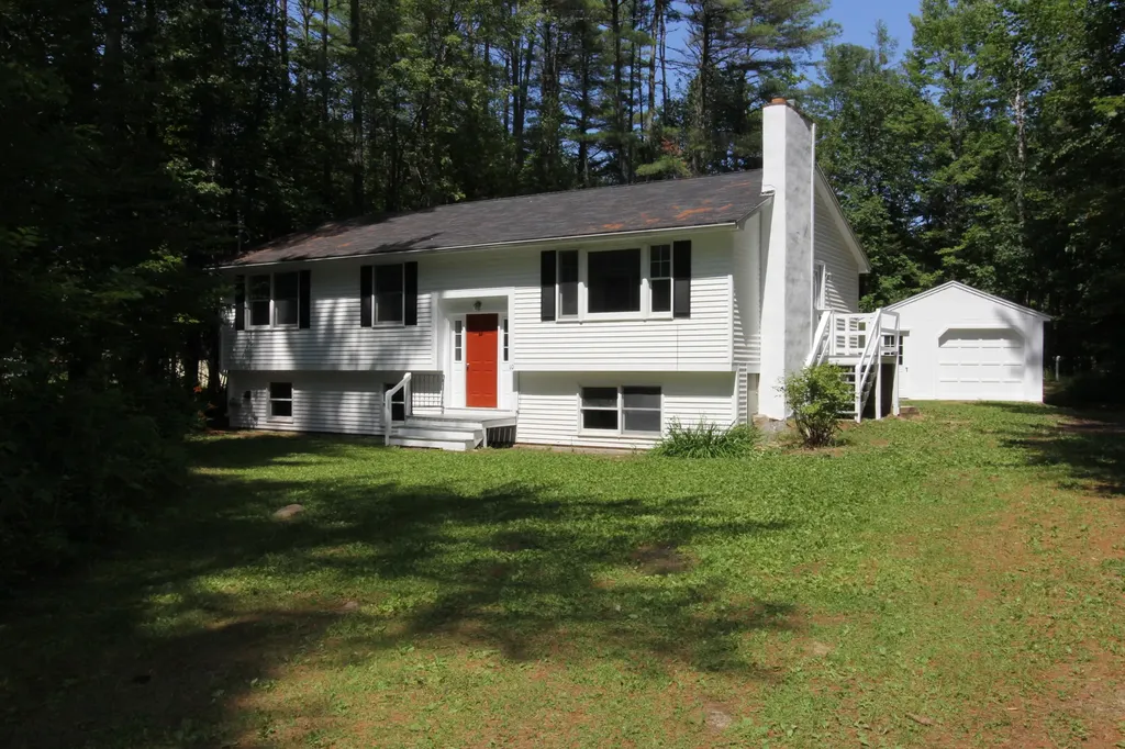 10 Chickadee Lane Bridgton ME 04009