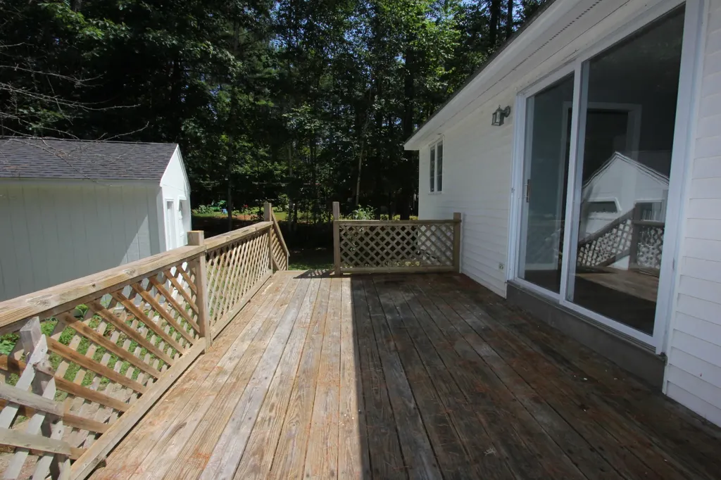 10 Chickadee Lane Bridgton ME 04009
