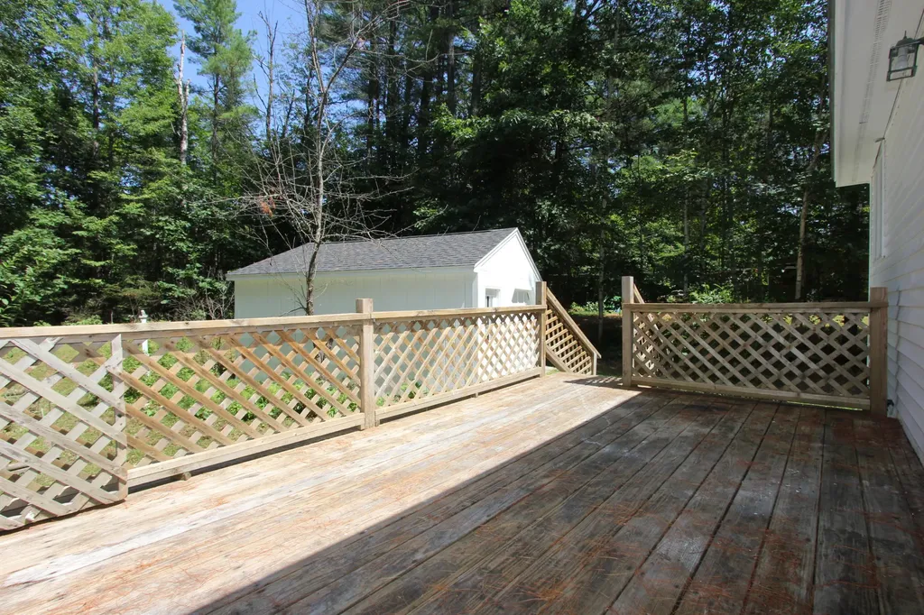10 Chickadee Lane Bridgton ME 04009