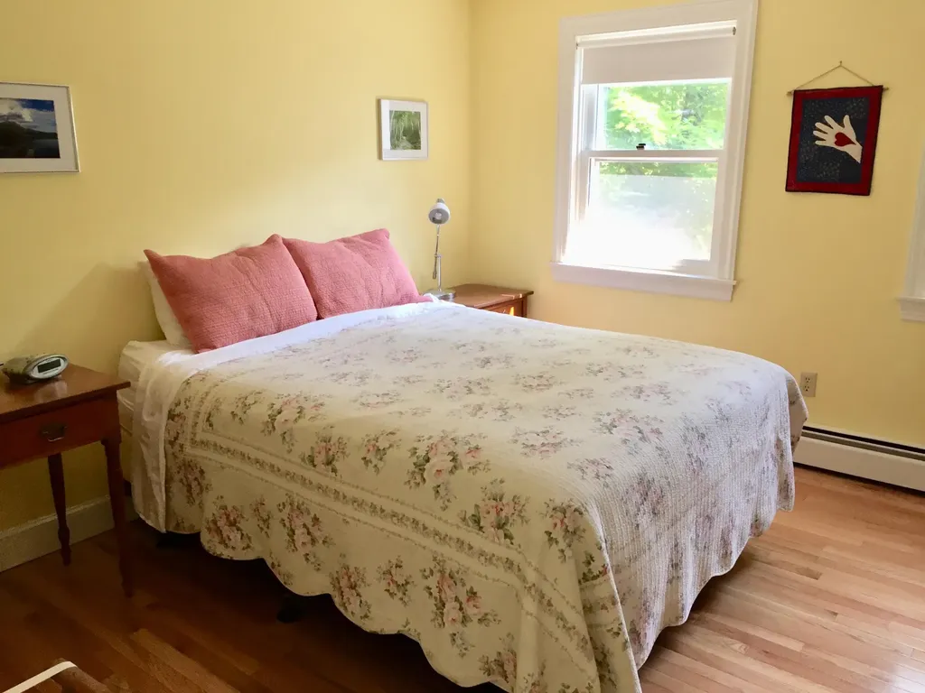 12 Parsons Street Kennebunk ME 04043