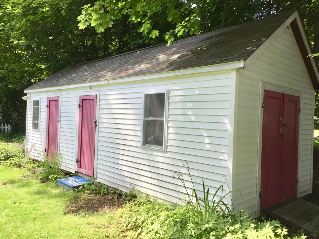 12 Parsons Street Kennebunk ME 04043
