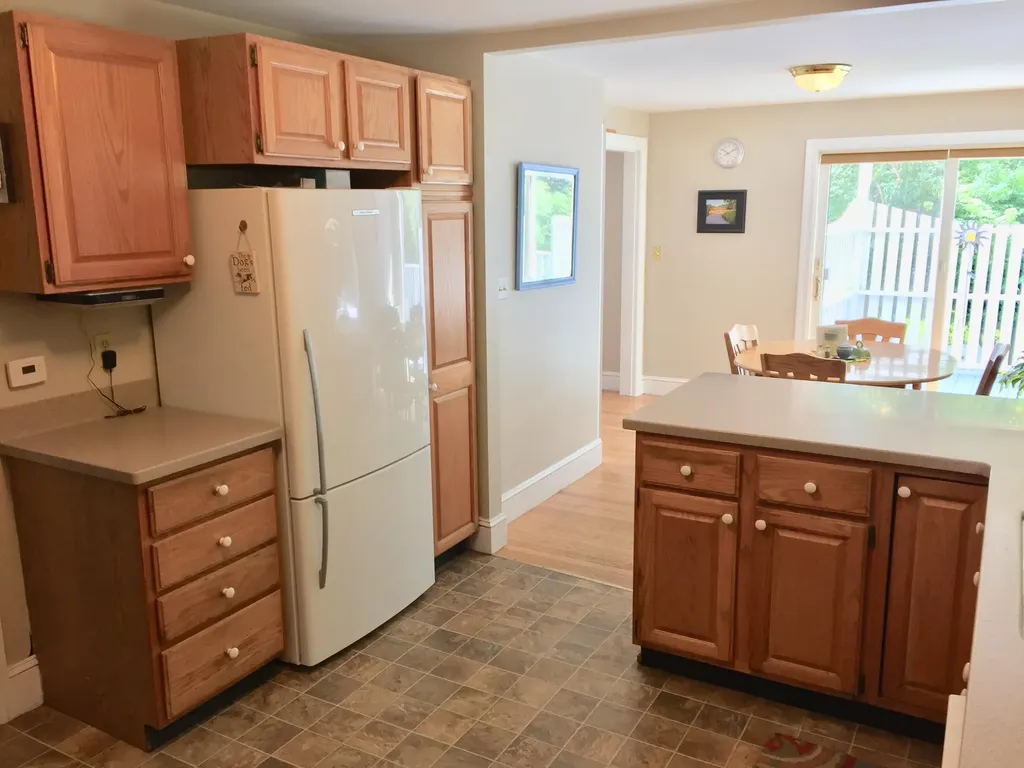 12 Parsons Street Kennebunk ME 04043