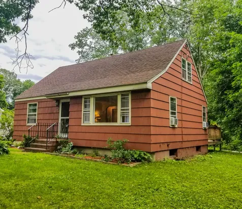 12 Pinebrook Lane Portland ME 04102