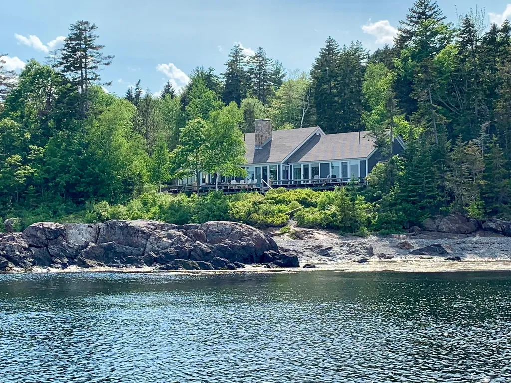 119 Eastway Drive Camden ME 04843