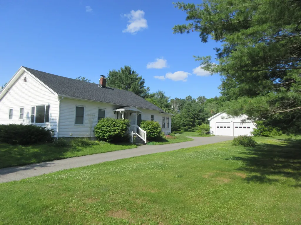 731 Essex Street Bangor ME 04401