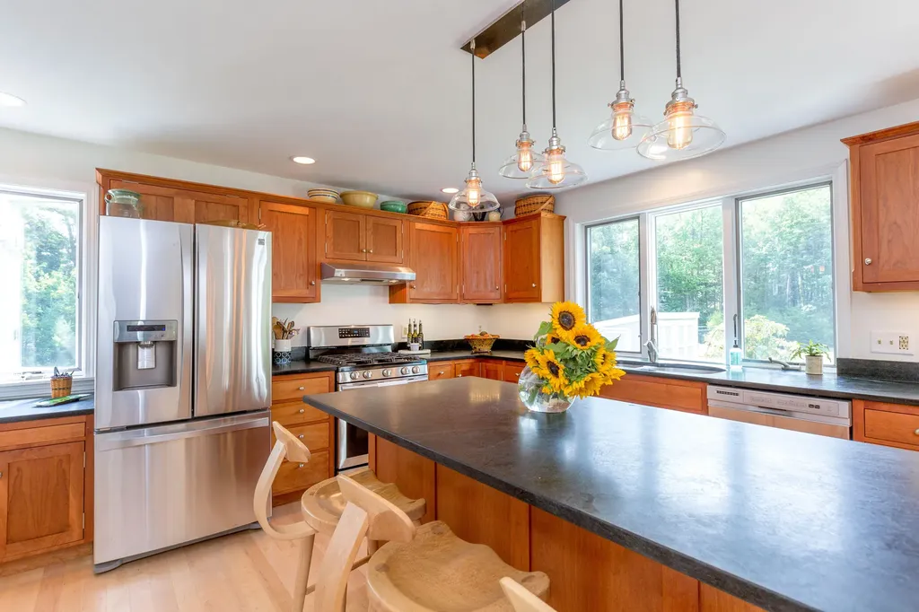 2 Woodford Trail Harpswell ME 04079