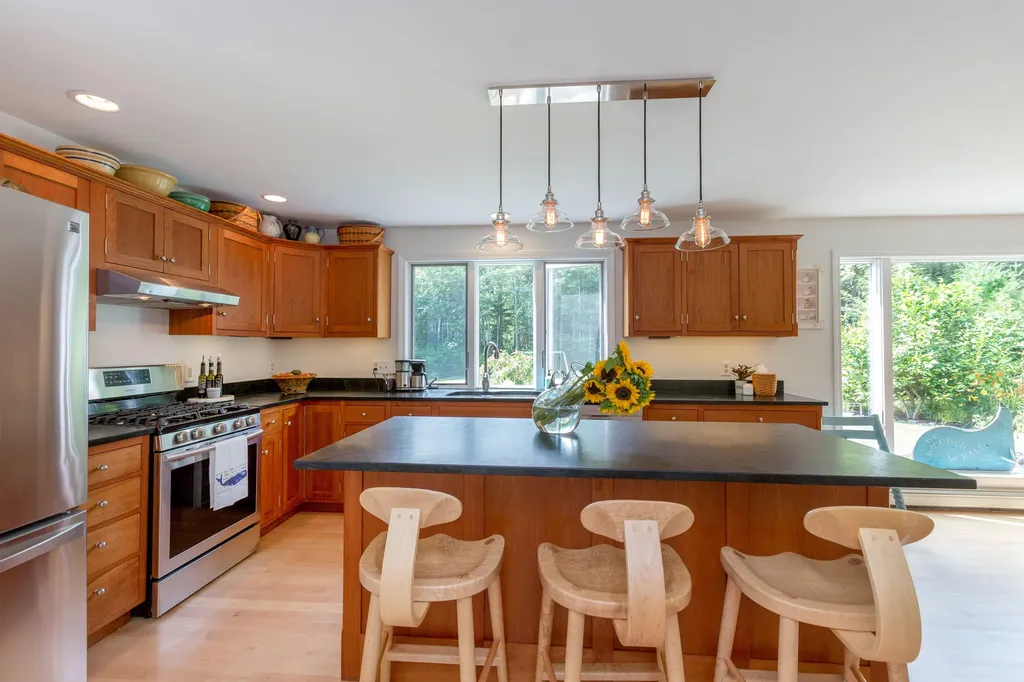 2 Woodford Trail Harpswell ME 04079