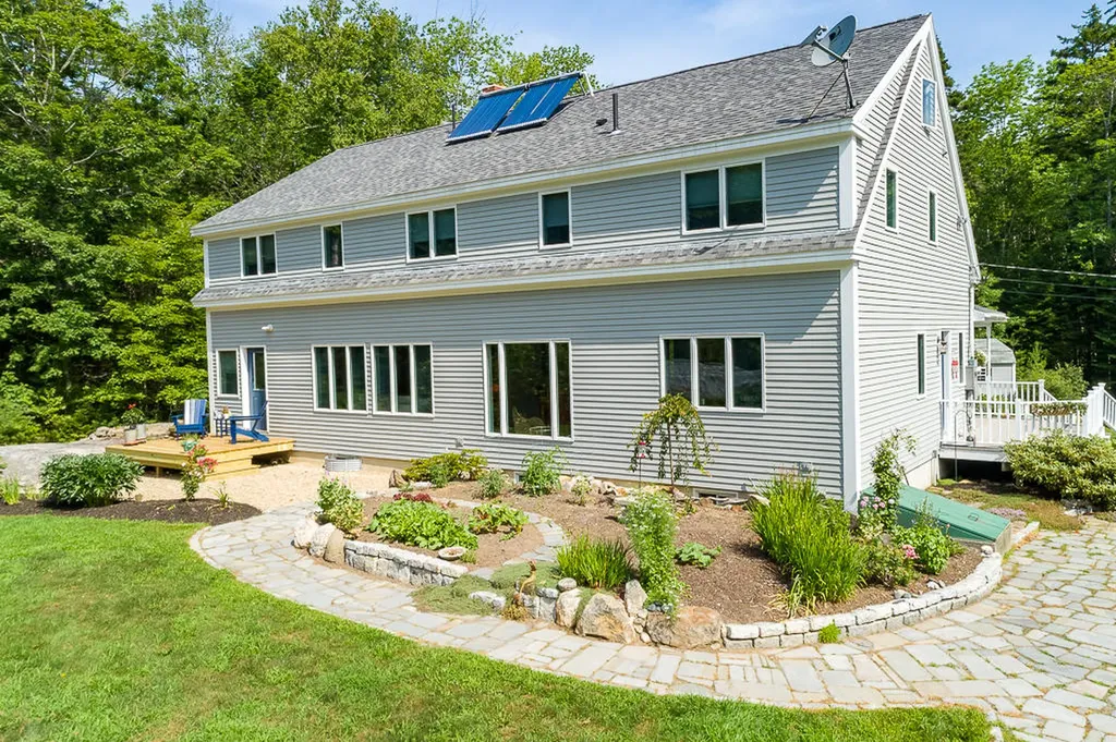 2 Woodford Trail Harpswell ME 04079
