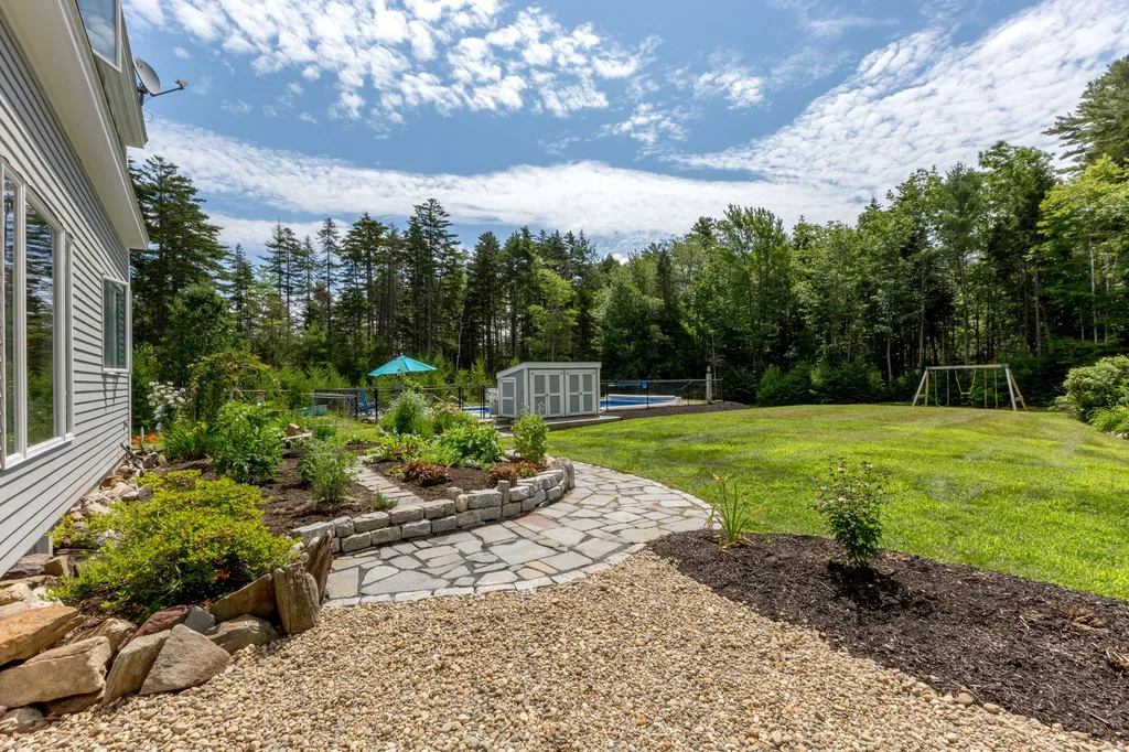 2 Woodford Trail Harpswell ME 04079