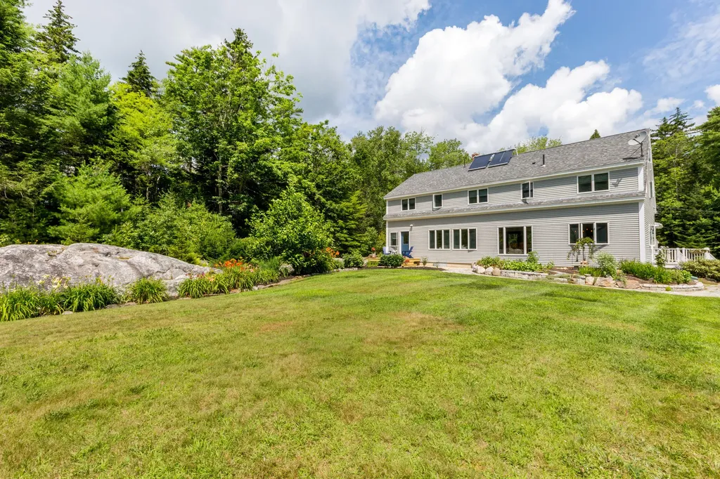 2 Woodford Trail Harpswell ME 04079