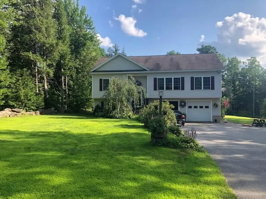 399 Hampden Road Carmel ME 04419