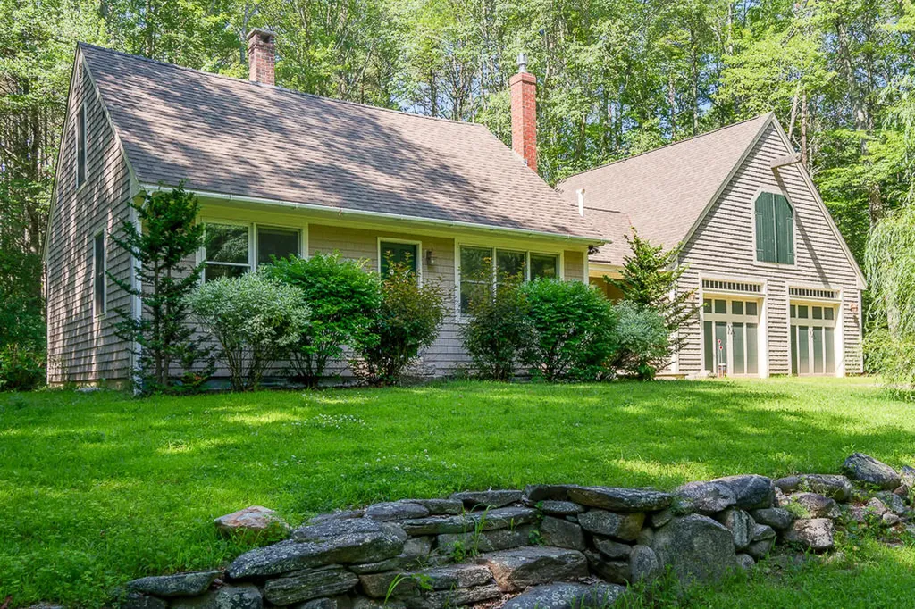 240 Back Meadow Road Damariscotta ME 04543