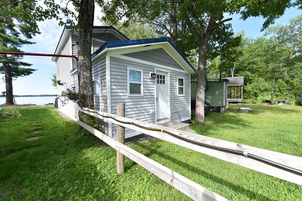33 Sandy Beach Shore Road Glenburn ME 04401