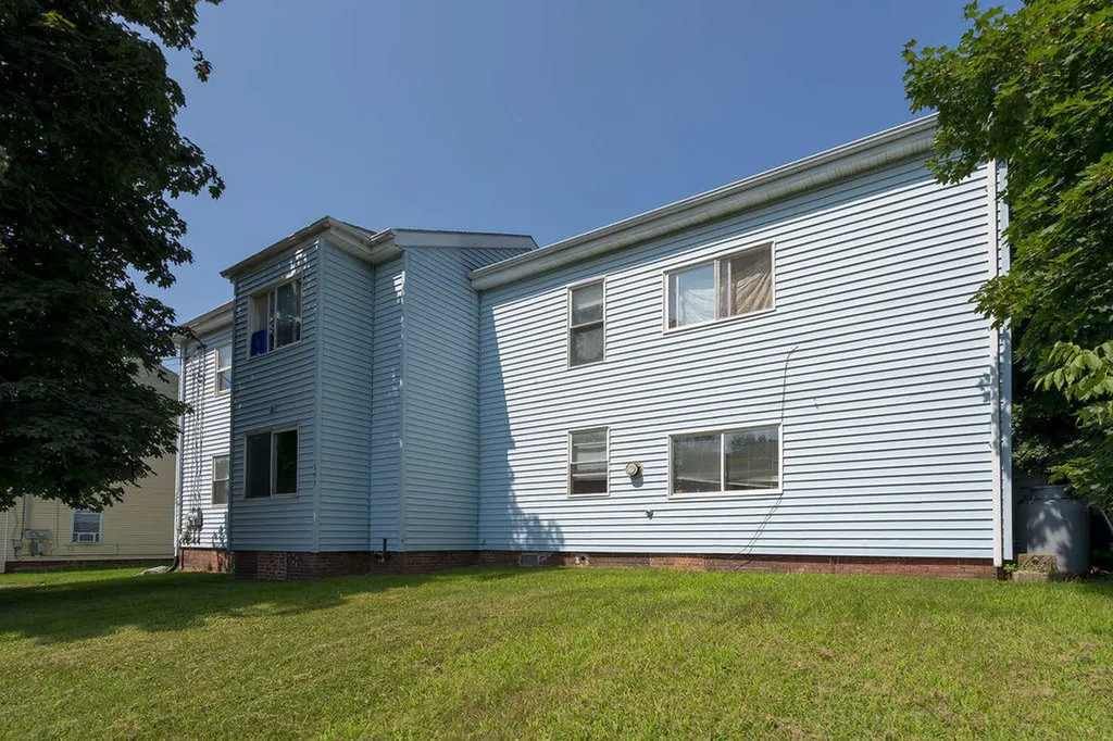 157 Washington Street S Auburn ME 04210