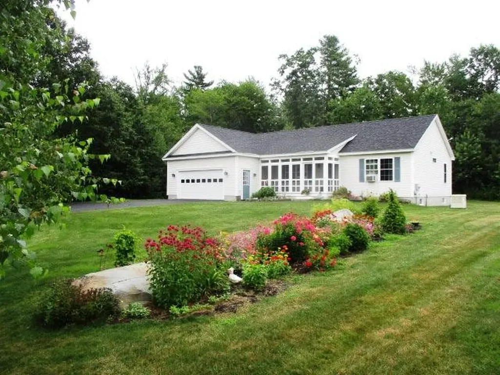 25 Evergreen Drive Saco ME 04072