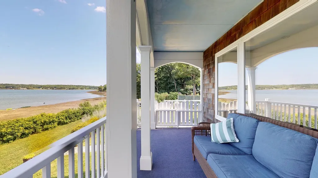 26 Harborside Terrace Owls Head ME 04854