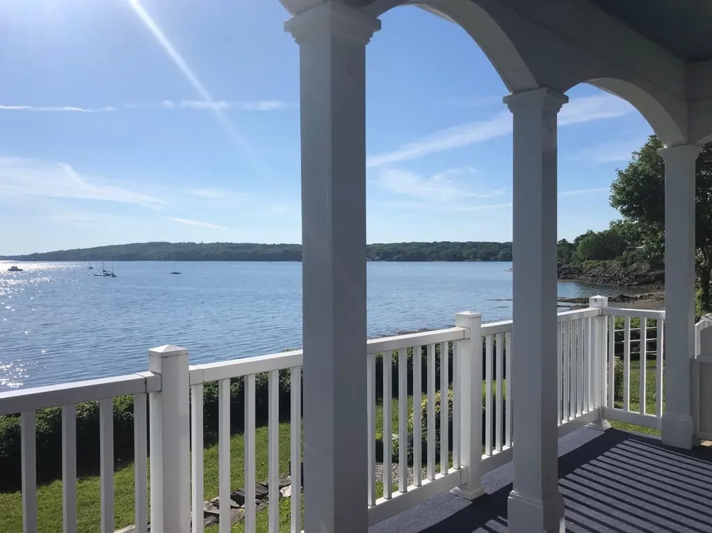 26 Harborside Terrace Owls Head ME 04854