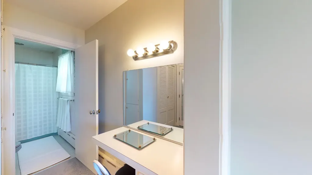 26 Harborside Terrace Owls Head ME 04854